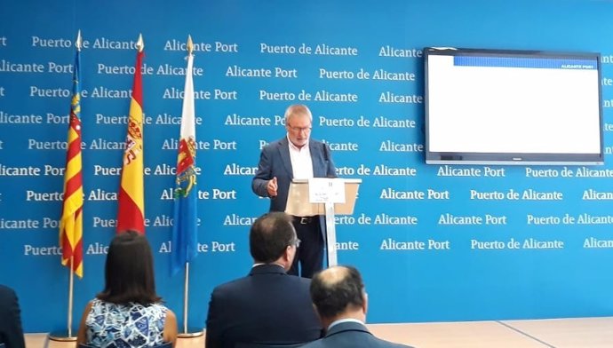 Archivo -    Juan Antonio Gisbert