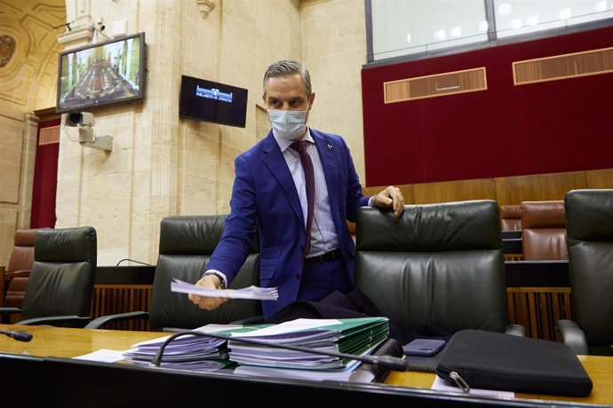 Archivo - El consejero de Hacienda y Financiación Europea, Juan Bravo, en una imagen de archivo.