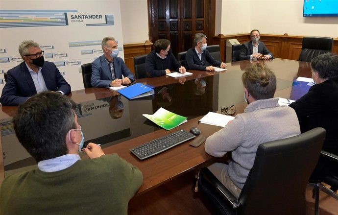 Reunión de la Mesa del Racing de Santander