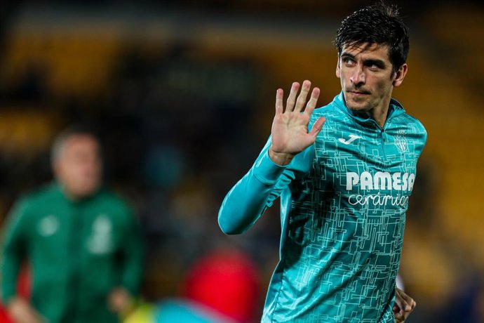 Archivo - Gerard Moreno of Villarreal gestures during the Santander League match between Villareal CF and Atletico Madrid at the Ceramica Stadium on January 9, 2022, in Valencia, Spain.