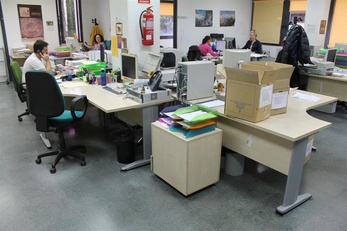 Archivo - FUNCIONARIO, TRABAJO, ORDENADOR, INTERNET, FUNCIONARIADO