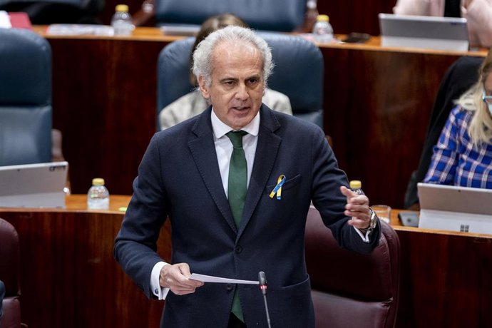 El consejero de Sanidad de la Comunidad de Madrid, Enrique Ruiz Escudero