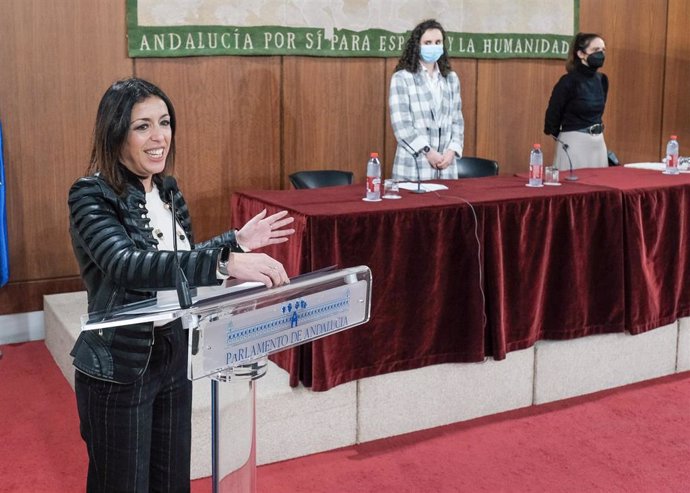 La presidenta del Parlamento de Andalucía, Marta Bosquet, en el evento Parlamento Científico de Jóvenes