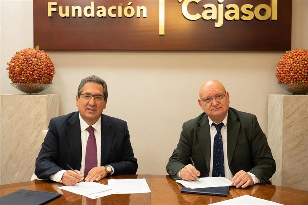 Cajasol y el CAA renuevan su colaboración para celebrar los VIII Premios 'El Audiovisual en la Escuela'