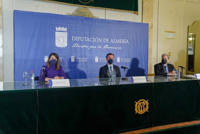 Javier Aureliano García inaugura el I Foro de Innovación Social impulsado por Diputación de Almería