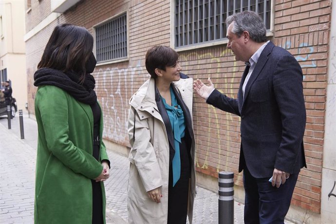La ministra de Política Territorial y portavoz del Gobierno de España, Isabel Rodríguez, este jueves en Sevilla.