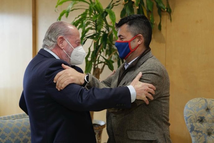 Villalobos y Eduardo Abad