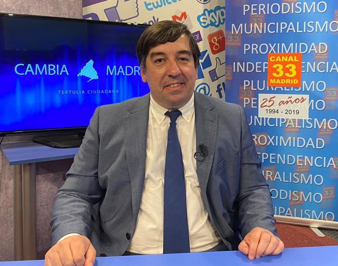Alberto Gómez Martín, alcalde de Galapagar, en una entrevista en Europa Press