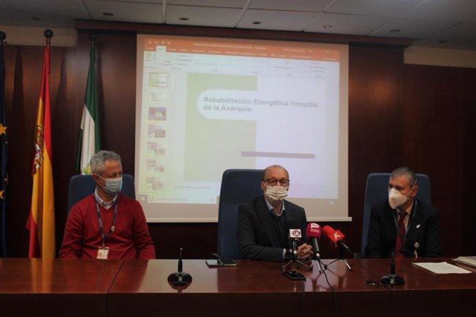 Presentación de la reforma integral energética en el Hospital Axarquía
