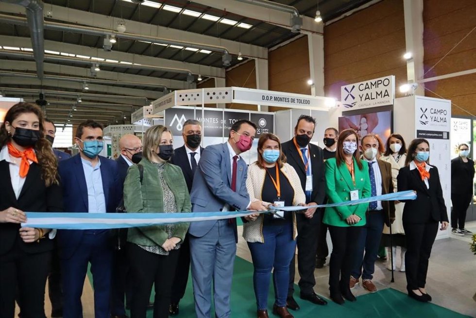 Inauguración de la II Feria 'Aove & Nuts Experience 2022'.