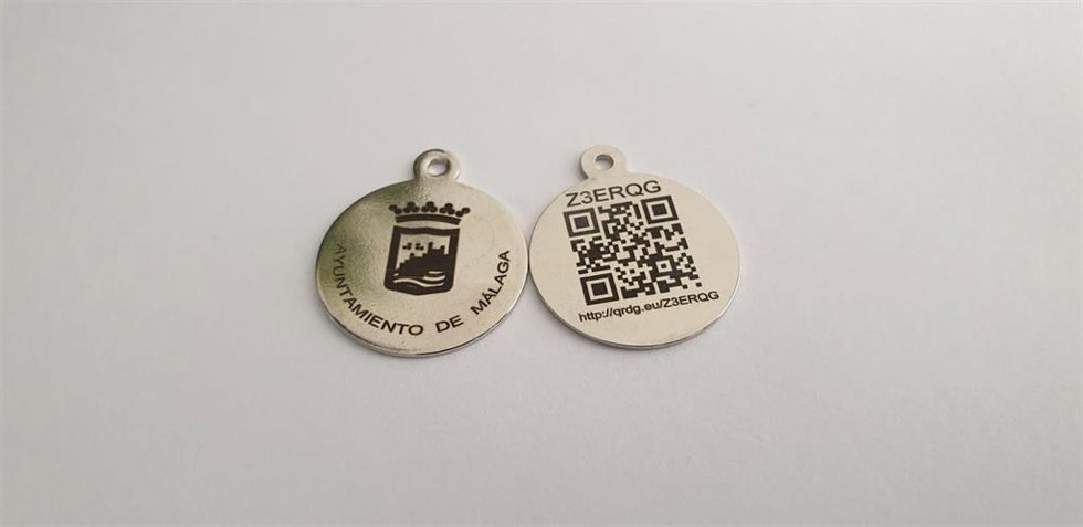 El Ayuntamiento de Málaga pone en marcha una campaña para reforzar la indentificación canina por ADN
