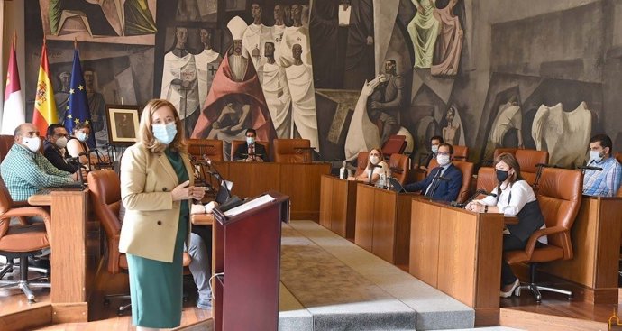 Archivo - Jacinta Monroy se despide de la Diputación de Ciudad Real. Imagen de archivo.