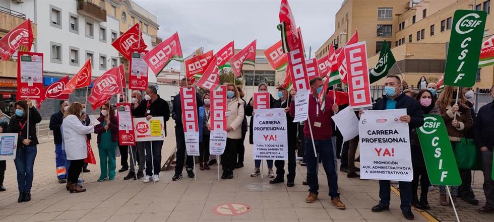 Protestas de CCOO, CSIF y UGT por la carrera profesional