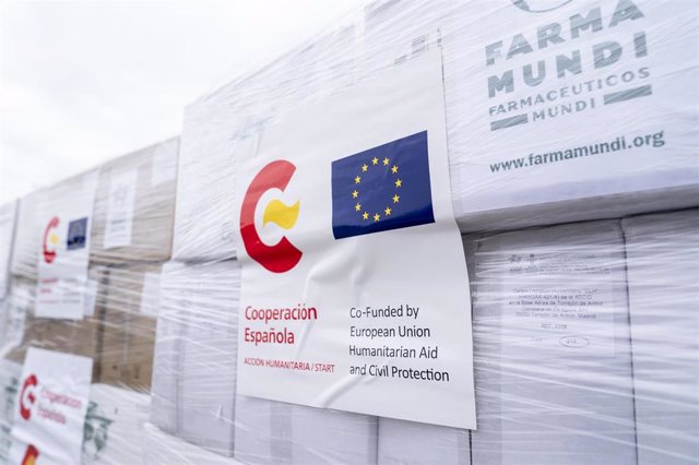 Palets con material sanitario, de Farma Mundi, para mandar a Ucrania en el primer envío realizado por AECID