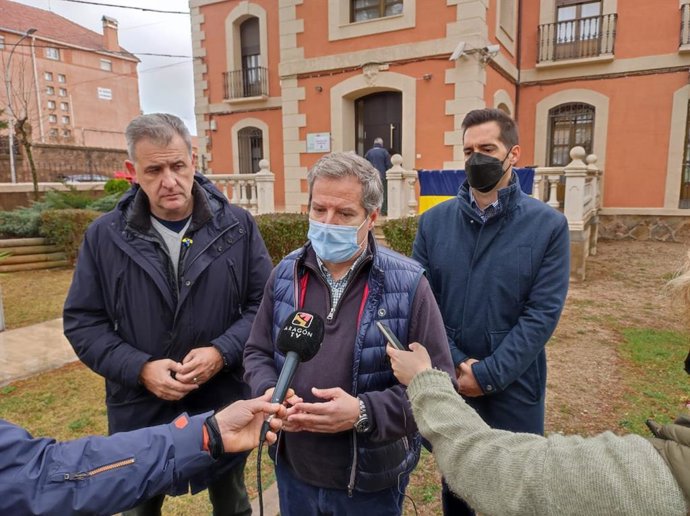 Daniel Pérez Calvo y Ramón Fuertes (Cs) han visitado Utrillas.