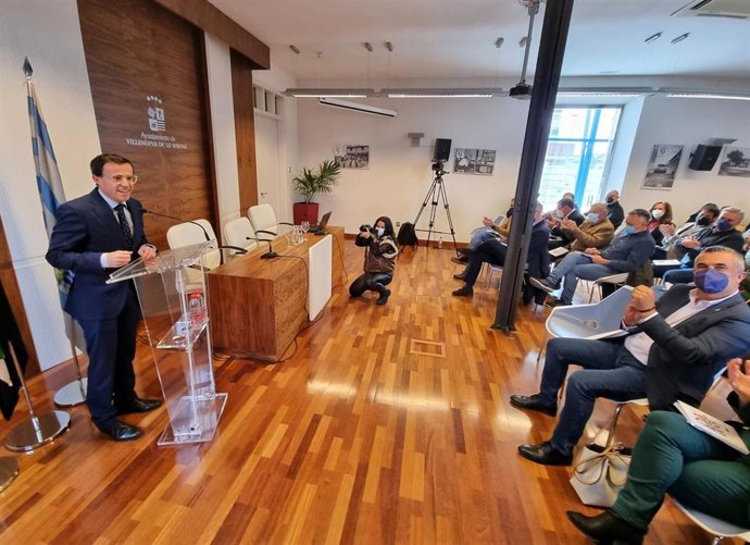 El presidente de la Diputación de Badajoz, Miguel Ángel Gallardo, inaugura unas jornadas sobre los fondos Next Generation