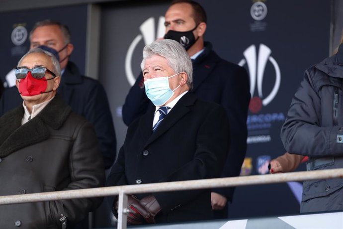 Archivo - Alejandro Blanco, President of COE, and Enrique Cerezo, President of Atletico de Madrid, are seen during the Spanish Women Supercup, Final, football match played between FC Barcelona and Atletico de Madrid at Ciudad del Futbol on January 23, 2