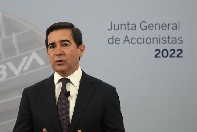 El presidente del BBVA, Carlos Torres Vila, en Bilbao con motivo de la Junta de Accionistas del banco