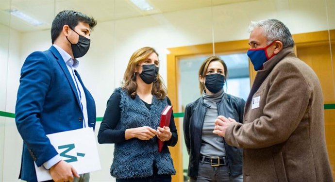 Reunión de la portavoz de Más Madrid, Mónica García, con autónomos.