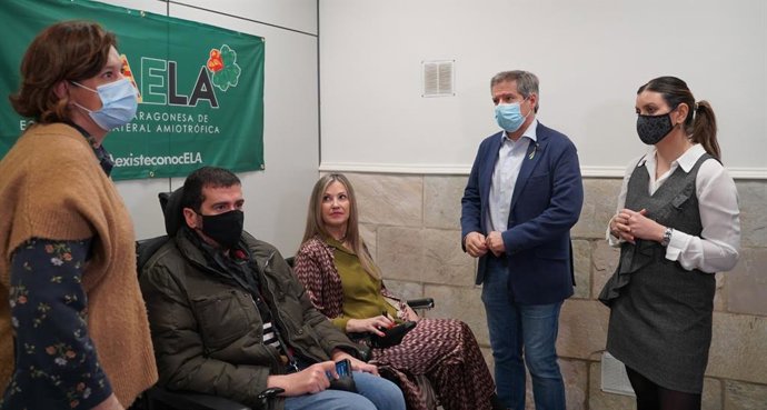 Daniel Pérez Calvo y Sara Giménez  (Cs) han visitado ARAELA.