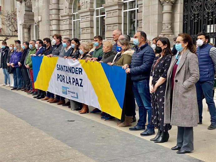 Tercer minuto de silencio en Santander por Ucrania