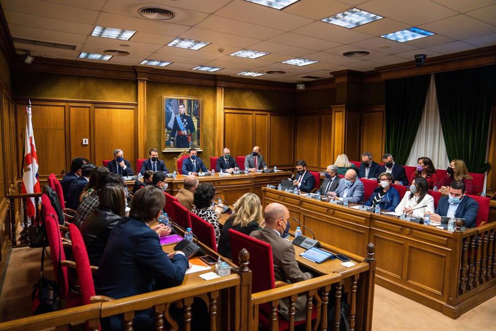 Pleno de la corporación provincial de Almería