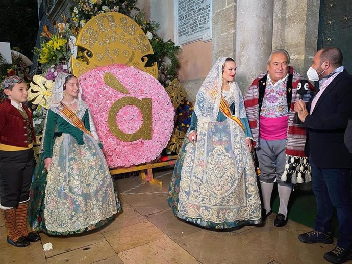 Emissió de l'Ofrena de Falles en A Punt