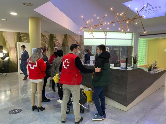 Cruz Roja atiende refugiados Ucrania