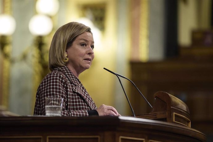 La diputada de Coalición Canaria, Ana Oramas, interviene en un pleno en el Congreso de los Diputados, a 15 de marzo de 2022, en Madrid (España). Los socios parlamentarios del Gobierno de coalición han decidido presionar al Ejecutivo sometiendo a votació