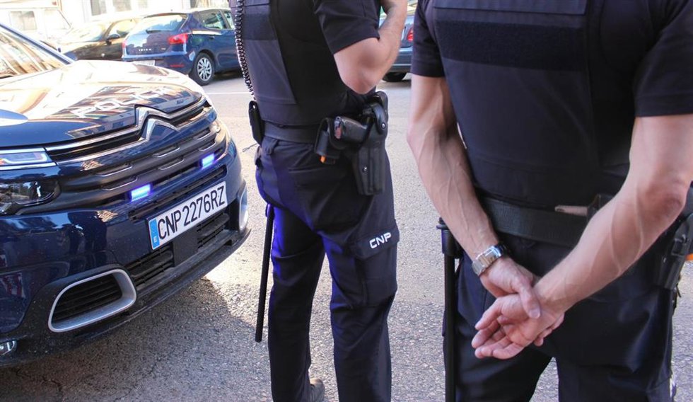 Imagen agentes de la Policía Nacional