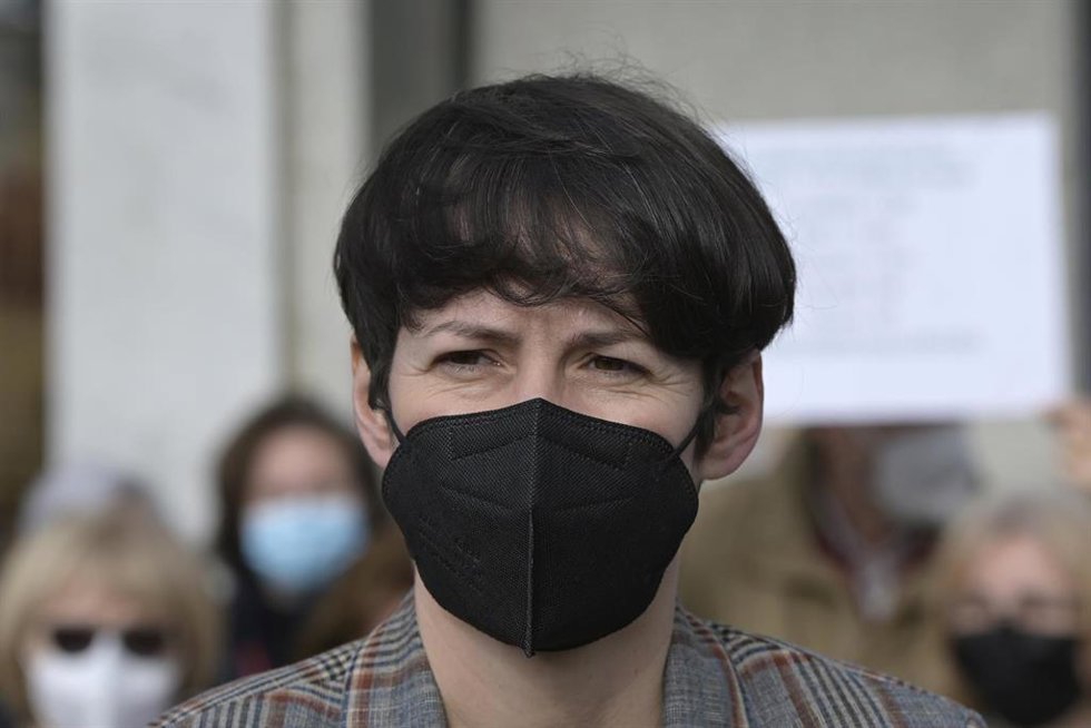 Archivo - La portavoz nacional del BNG, Ana Pontón, participa en un acto simbólico de denuncia de la exclusión financiera en Galicia, a 7 de febrero de 2021, en A Coruña, Galicia (España). Según un estudio publicado por OCU, uno de cada diez gallegos re