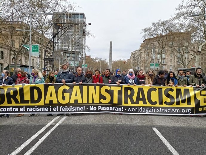 Manifestació pel Dia Internacional Contra el Racisme a Barcelona
