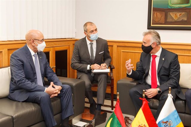 El presidente de Canarias, Ángel Víctor Torres, y el presidente de la República Islámica Árabe de Mauritania, Mohamed Ould Ghazouani