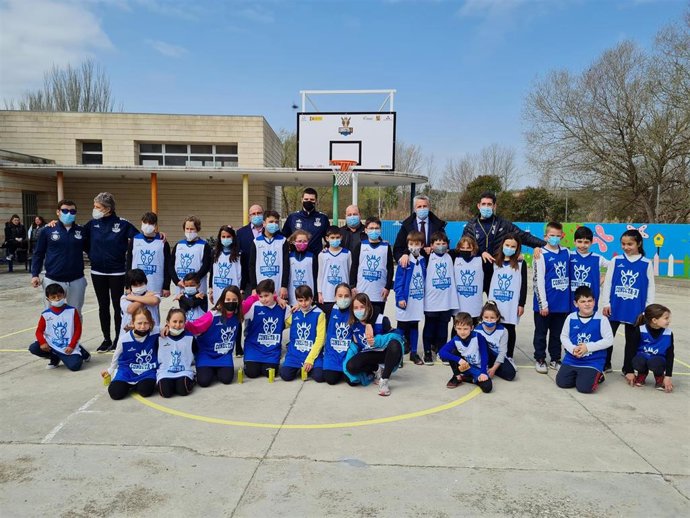 Comienza en Biota el proyecto Conecta-R, para promocionar el deporte mixto en el entorno rural.