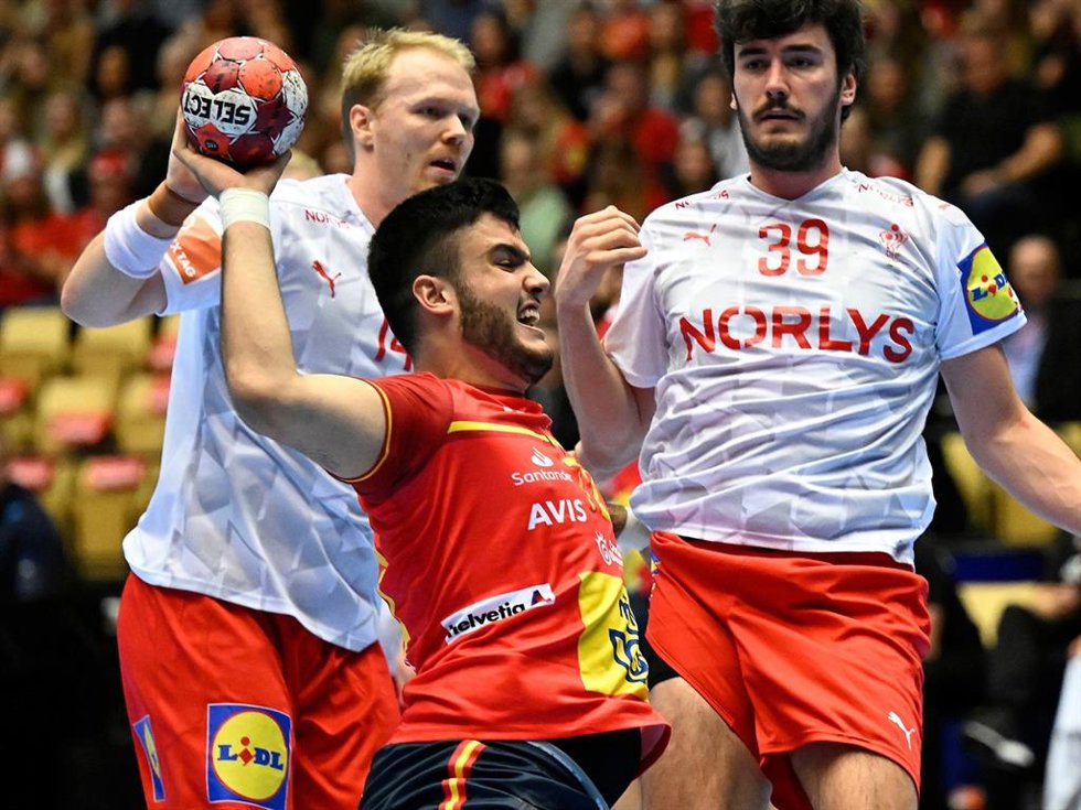 Los Hispanos compiten hasta el final en casa de Dinamarca