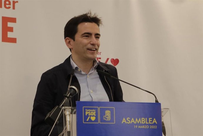 Pedro Casares, secretario general del PSOE de Santander
