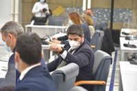 López Miras advierte de que el Gobierno "ha olvidado" al sector agrario: "Ahora es esencial que seamos autosuficientes"