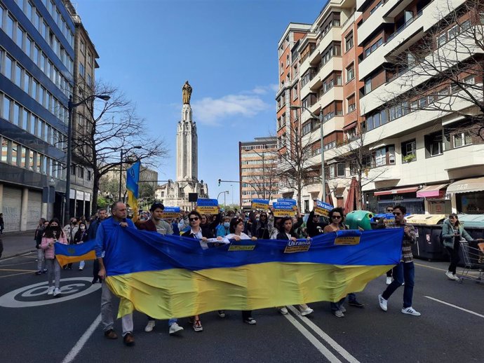 Manifestación de apoyo a Ucrania, este domingo en Bilbao