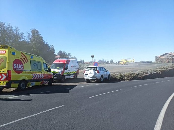 Recursos de emergencia asisten al motorista accidentado