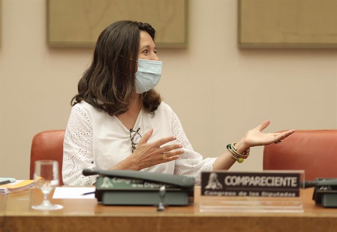 Archivo - La directora de la Agencia Española de Protección de Datos, Mar España Martí, a su llegada a una Comisión Constitucional en el Congreso, a 16 de junio de 2021, en el Congreso de los Diputados, Madrid, (España). Durante su intervención ha infor