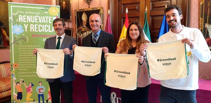 El alcalde y el director general de Fundación Ecolec colaboran en una nueva edición de Greenweek para incentivar la recogida de RAEE.