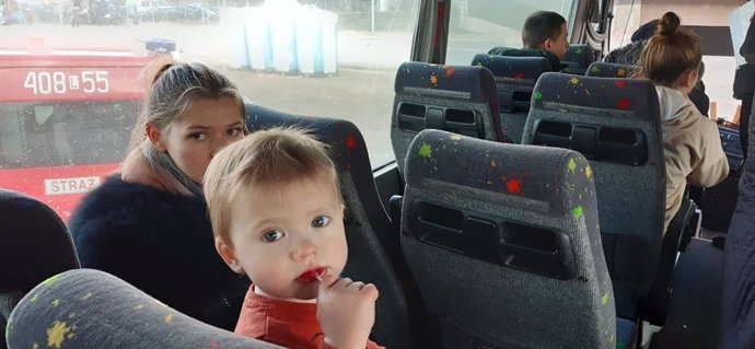 Aldeas Infantiles evacua a República Checa a varios niños y niñas ucranianos.