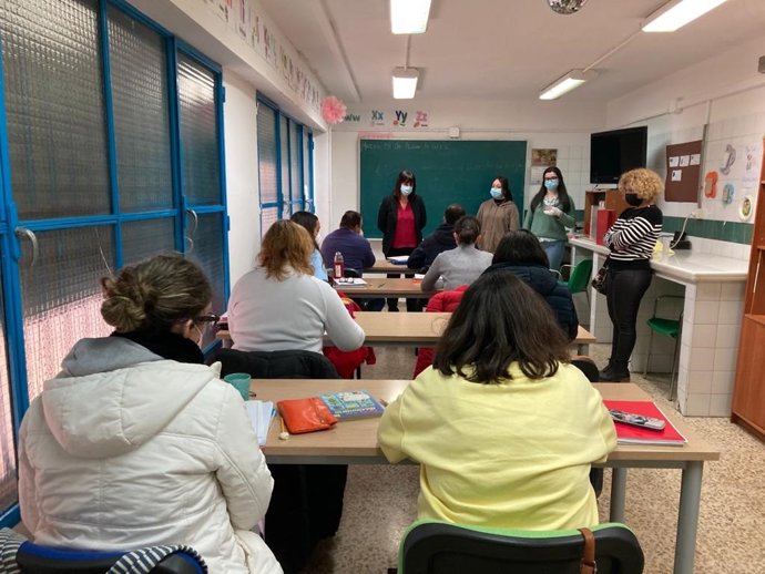 Visita a la Asociación Pro Inteligencia Límite de Granada.