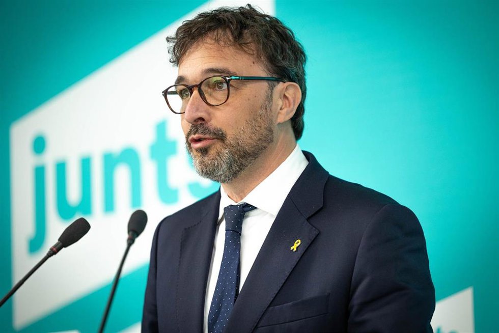 El vicepresidente y portavoz de Junts, Josep Rius, en rueda de prensa