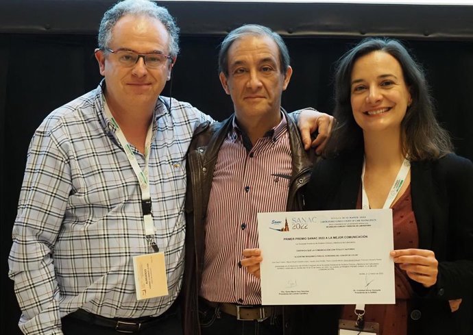 El Laboratorio del Infanta Elena recibe un premio a la mejor comunicación en el congreso andaluz de Sanac por un estudio sobre la utilización de un algoritmo bioquímico para el cribado de colón