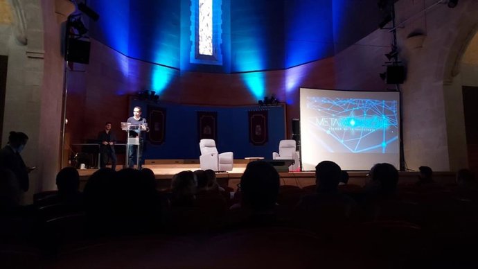 El concejal de Innovación y Transformación Digital del Ayuntamiento de Monzón, Jesús Guerrero, en su intervención en 'MetaMonzón'.