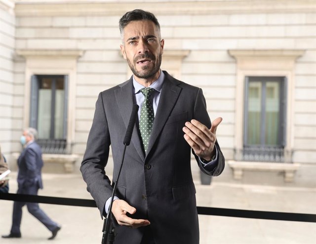 El portaveu parlamentari del PSOE, Felipe Sicilia