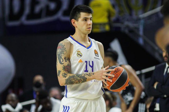 Gabriel Deck con el Real Madrid