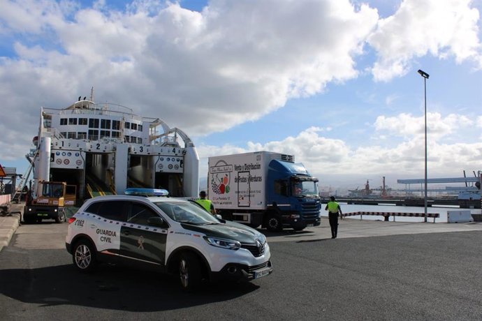 La Guardia Civil en el muelle de Las Palmas