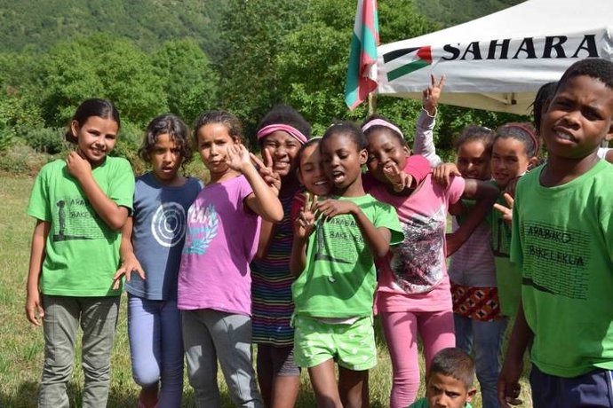 Niños saharauis participantes en el programa "Oporrak Bakean-Vacaciones en Paz"